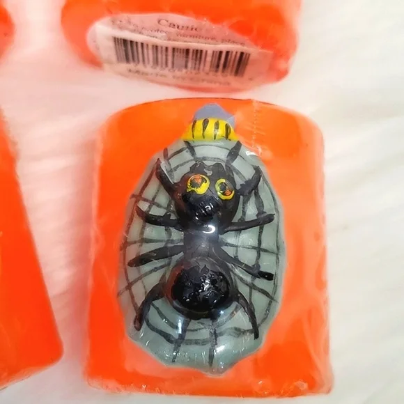 🆕️Vintage 90s 3D Textured Character Orange Halloween Wax Candles Set of Four 2" - Picture 5 of 14